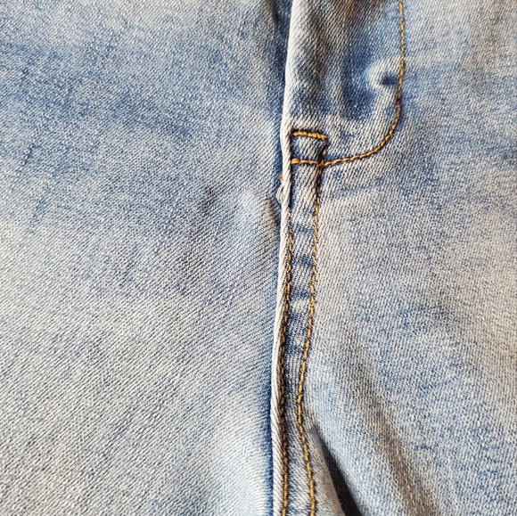 BlankNYC The Baxter Rib Cage Straight Leg Jeans - Picture 14 of 14